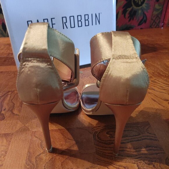 Cape Robbin Satin Open Toe Ankle Cuffed Stiletto Sandal Olive - Picture 3 of 7